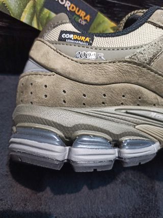 New Balance  2002R modelo M2002RPK de Cordura.