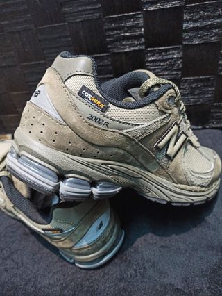 New Balance  2002R modelo M2002RPK de Cordura.