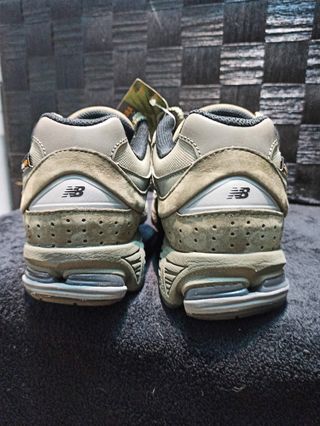 New Balance  2002R modelo M2002RPK de Cordura.