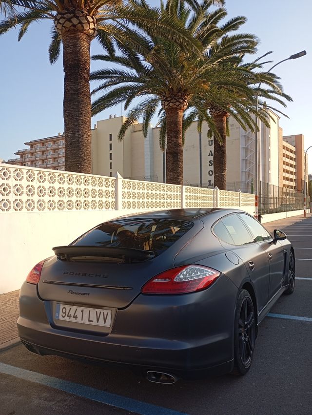 Porsche Panamera 2012 cambio por furgoneta camper