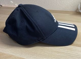 Gorra Adidas negra