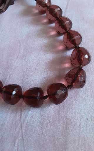 Collana marrone in acrilico