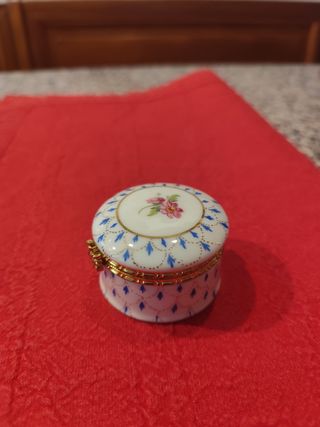 Scatolina Porcellana Dipinta a Mano