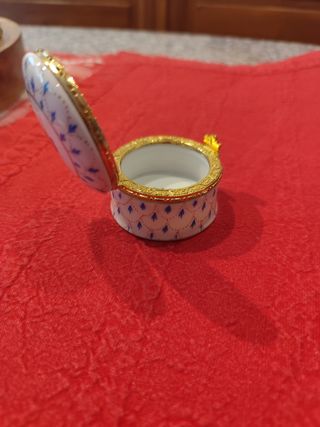 Scatolina Porcellana Dipinta a Mano