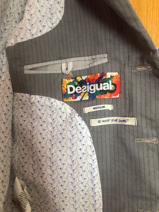 Chaqueta americana Dedigual gris IMPECABLE