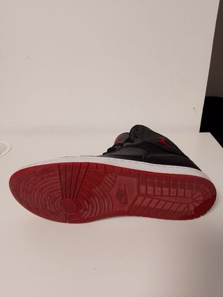 Zapatillas Nike Jordan Access - Negras y Rojas