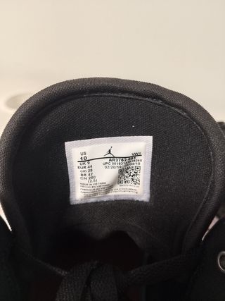 Zapatillas Nike Jordan Access - Negras y Rojas