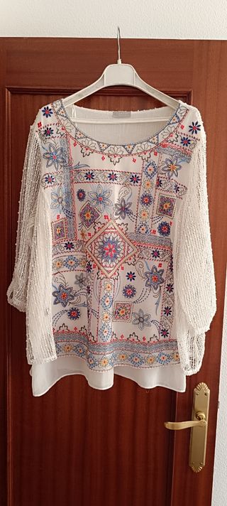 Blusa Canda Premium bordada talla L/XL