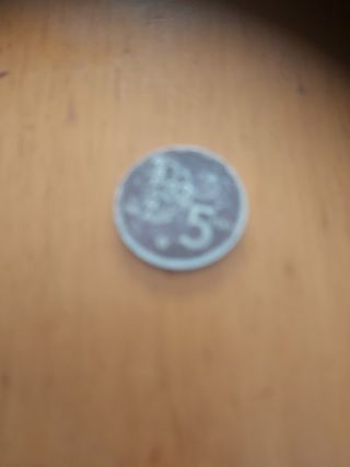 Moneda 5 pesetas España 1980 esta en buen estado 