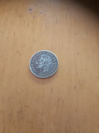 Moneda 5 pesetas España 1980 esta en buen estado 
