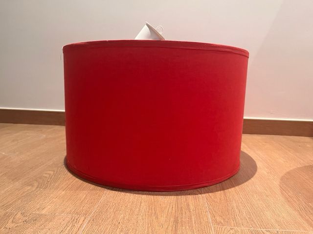 Pantalla lámpara de tela roja