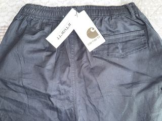 Bermuda Carhartt negra - Talla M