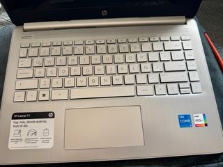 HP 14-dq5014la Laptop Plata
