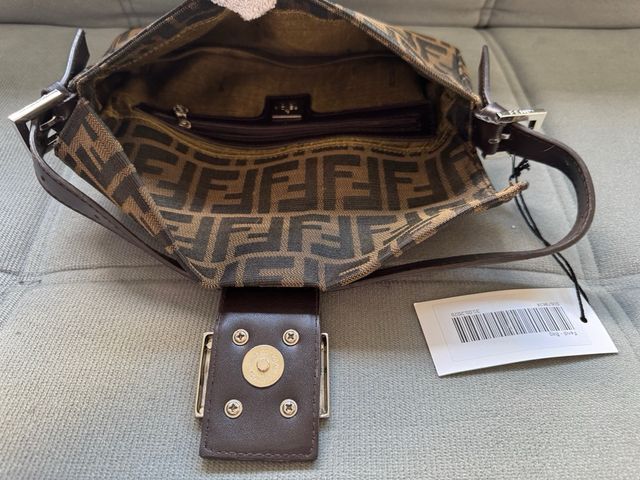 Borsa baguette marrone Fendi Zucca