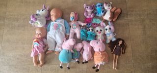 Lote de Muñecos y Peluches