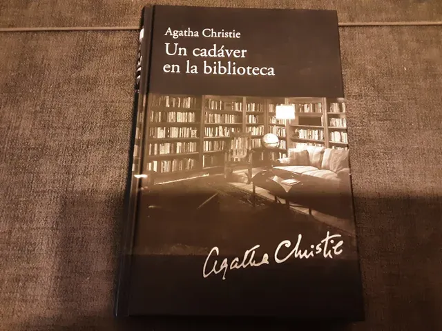  Agatha Christie lote de 5 libros en español