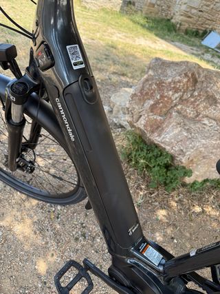 Bicicleta eléctrica Cannondale Mavaro 4
