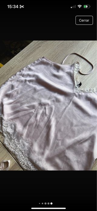 Pijama corto beige de seda