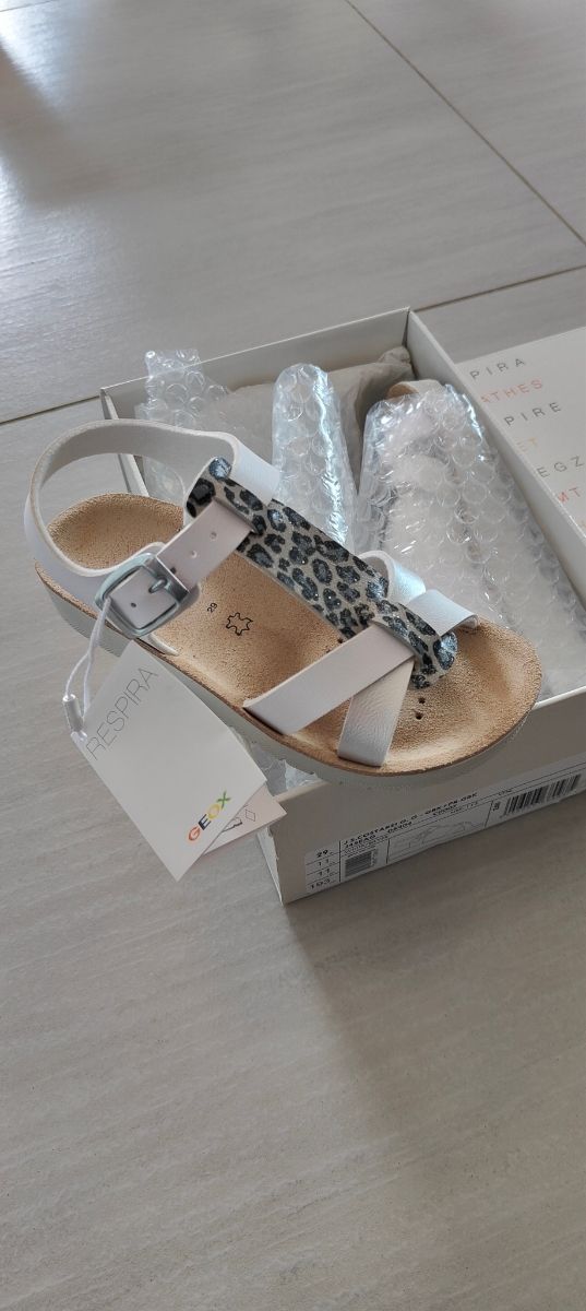 Scarpe sandali Geox bambina