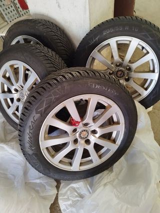 4 Ruedas Coche Invierno 205/55 R16