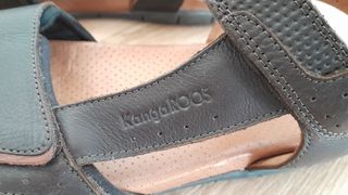 Sandalias Kangaroos Marrón, talla 43. 