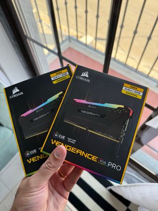 Corsair Vengeance RGB Pro 4x8GB DDR4 3200MHz