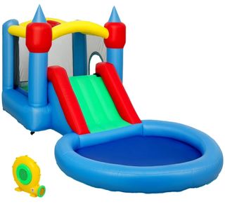 Castillo hinchable con piscina