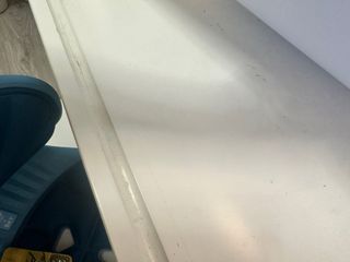 Mesa escritorio y banco regulable
