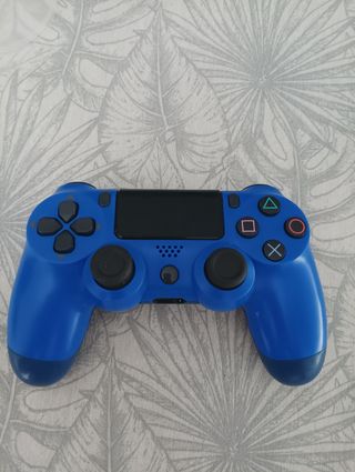 PlayStation 4 Fat + 4 mandos + 4 juegos 