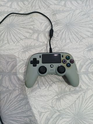 PlayStation 4 Fat + 4 mandos + 4 juegos 