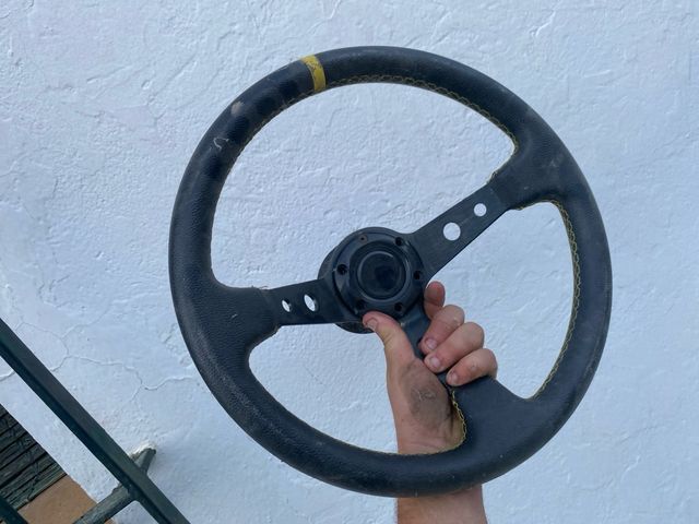 Volante deportivo PSA
estaba en un 306