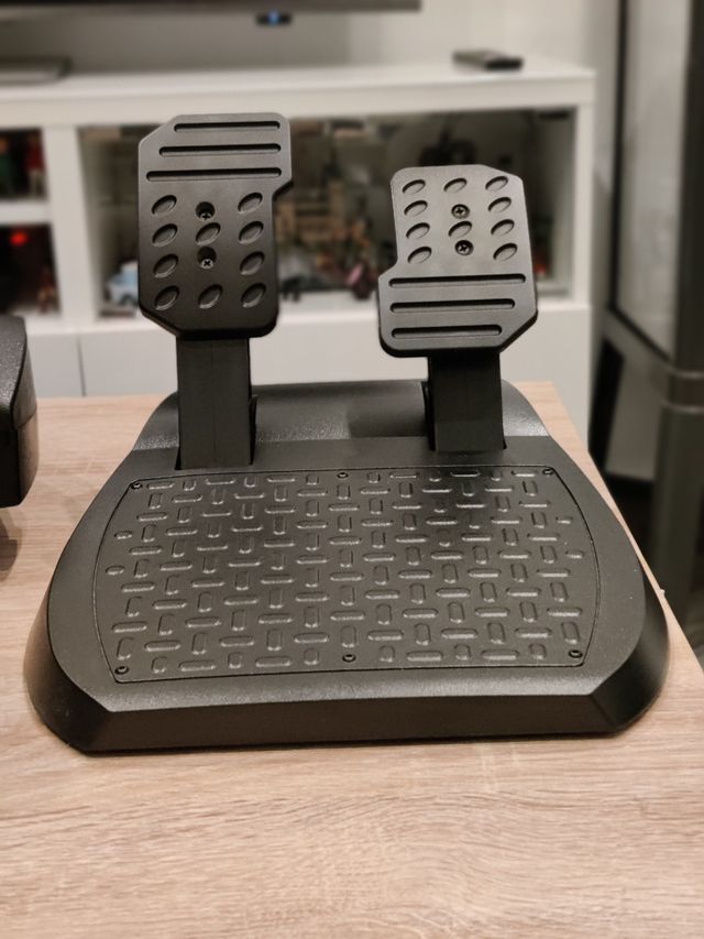 Volante Thrustmaster T80