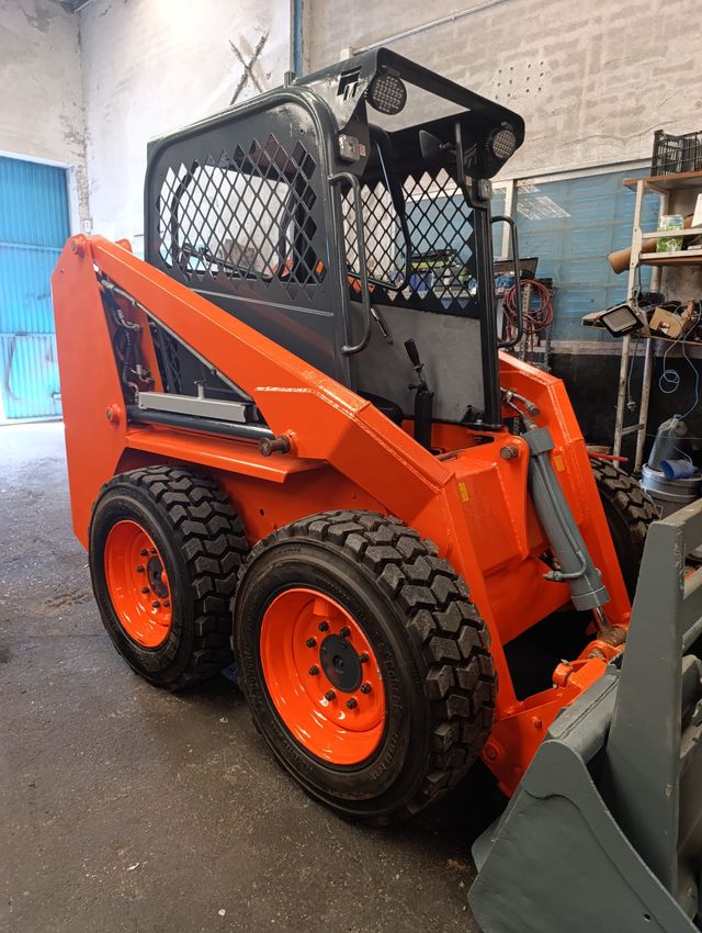 Minicargadora MZ IMER - Impecable