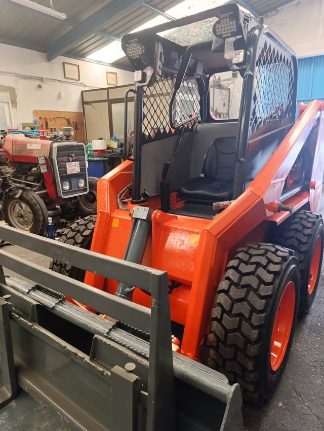 Minicargadora MZ IMER - Impecable