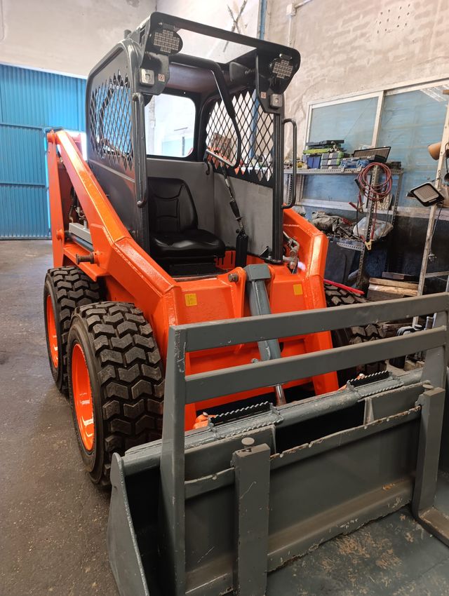 Minicargadora MZ IMER - Impecable