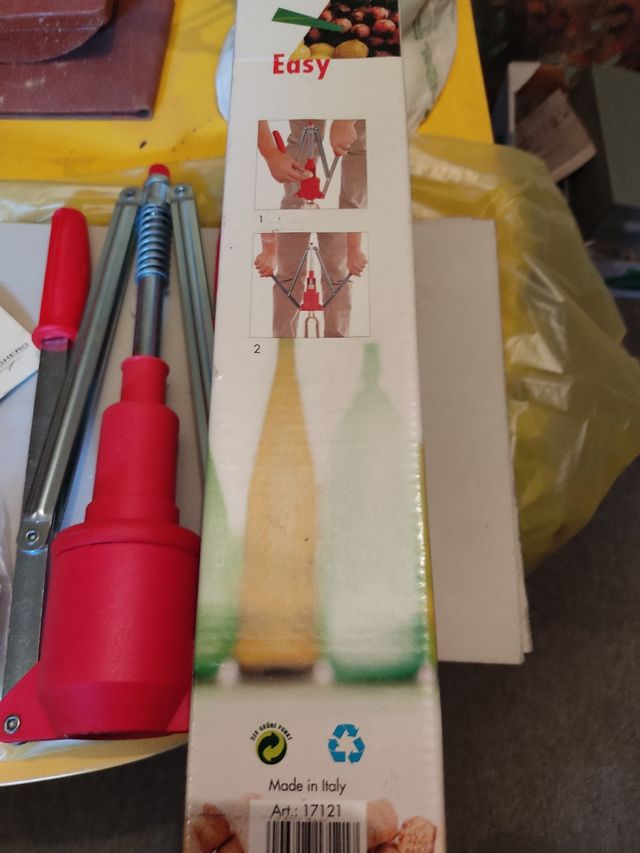 Tappatrice sughero Easy Ferrari