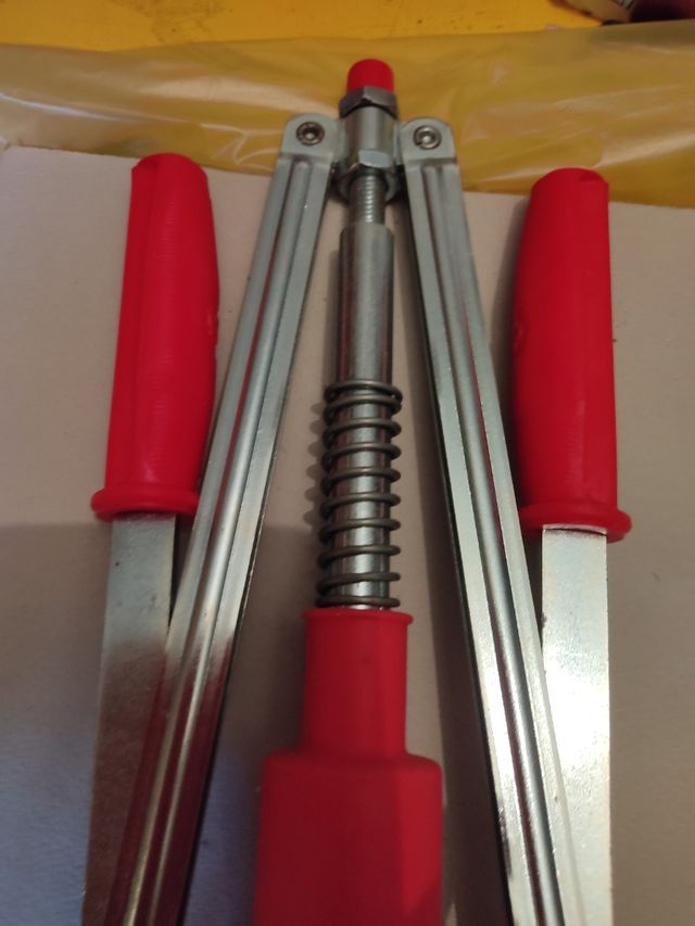 Tappatrice sughero Easy Ferrari