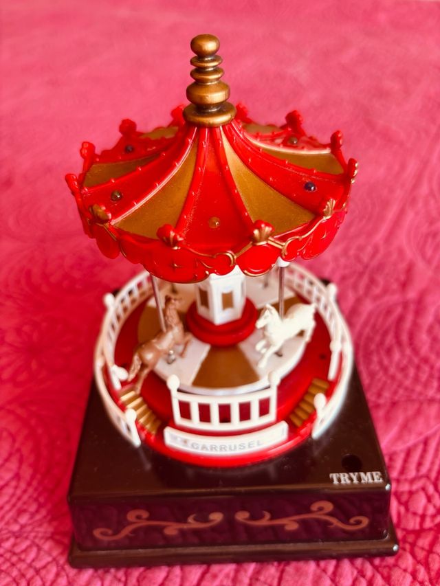 Carrusel musical antiguo