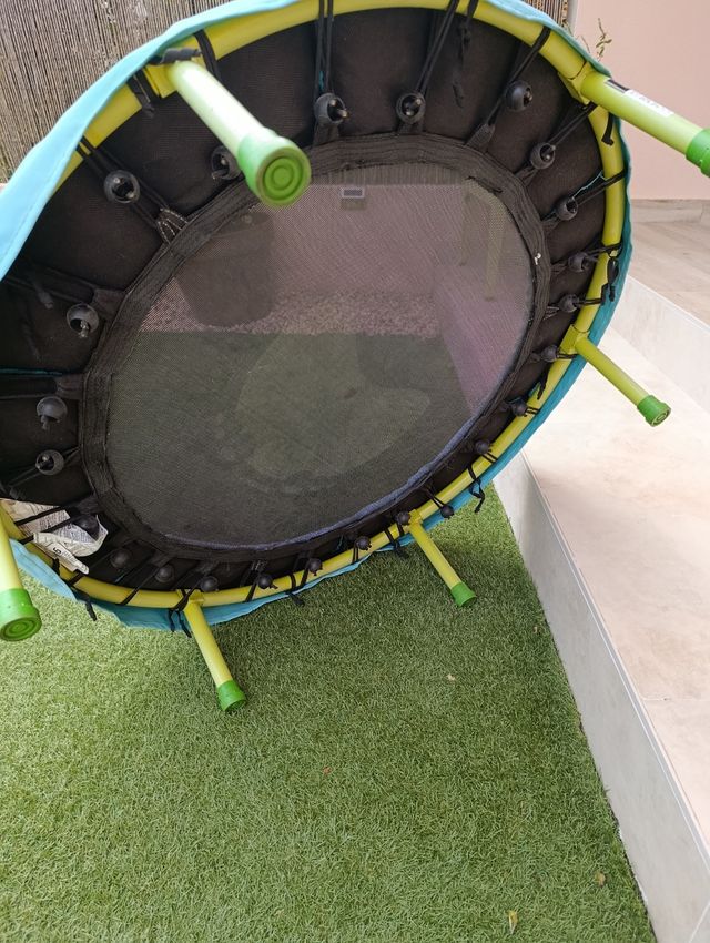 Mini cama elástica infantil