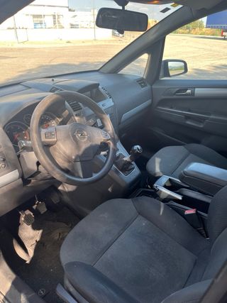 Opel Zafira 2008