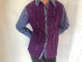 Blusa batik azul y morada
