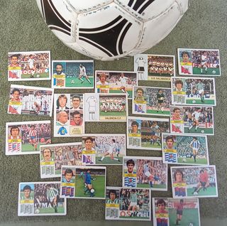 Cromos Liga 82-83: Ediciones Este. Varios equipos.