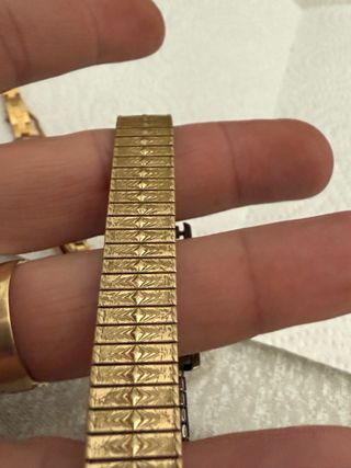 Reloj Merely mujer dorado !! oferta!!