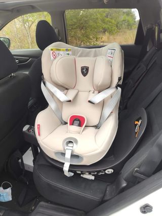 Silla coche Cybex Sirona Z i-Size Ferrari