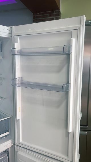 Nevera combi marca Balay  no frost clase A++ 