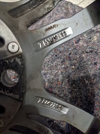 Cerchio originale BMW F30 18" anteriore