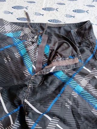 Bañador gris y azul