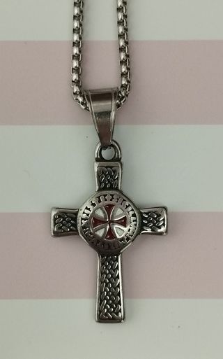 NOVEDAD! CADENA CON COLGANTE "CRUZ TEMPLARIA" INOX