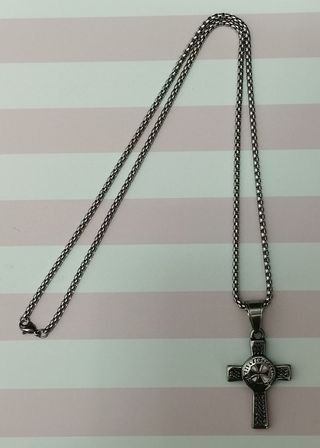 NOVEDAD! CADENA CON COLGANTE "CRUZ TEMPLARIA" INOX