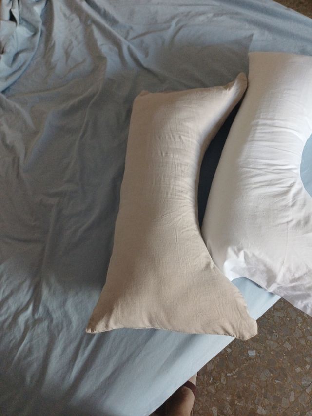 2 almohadas cervicales